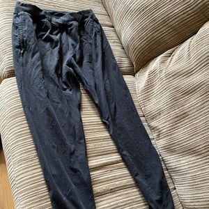 Lululemon Men’s Joggers Large